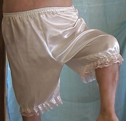 25P Mes satin sissy