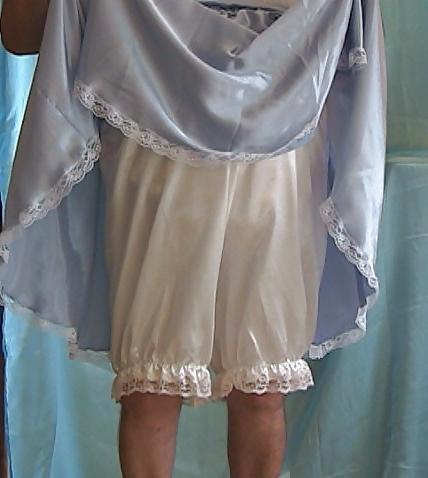 25P Mes satin sissy