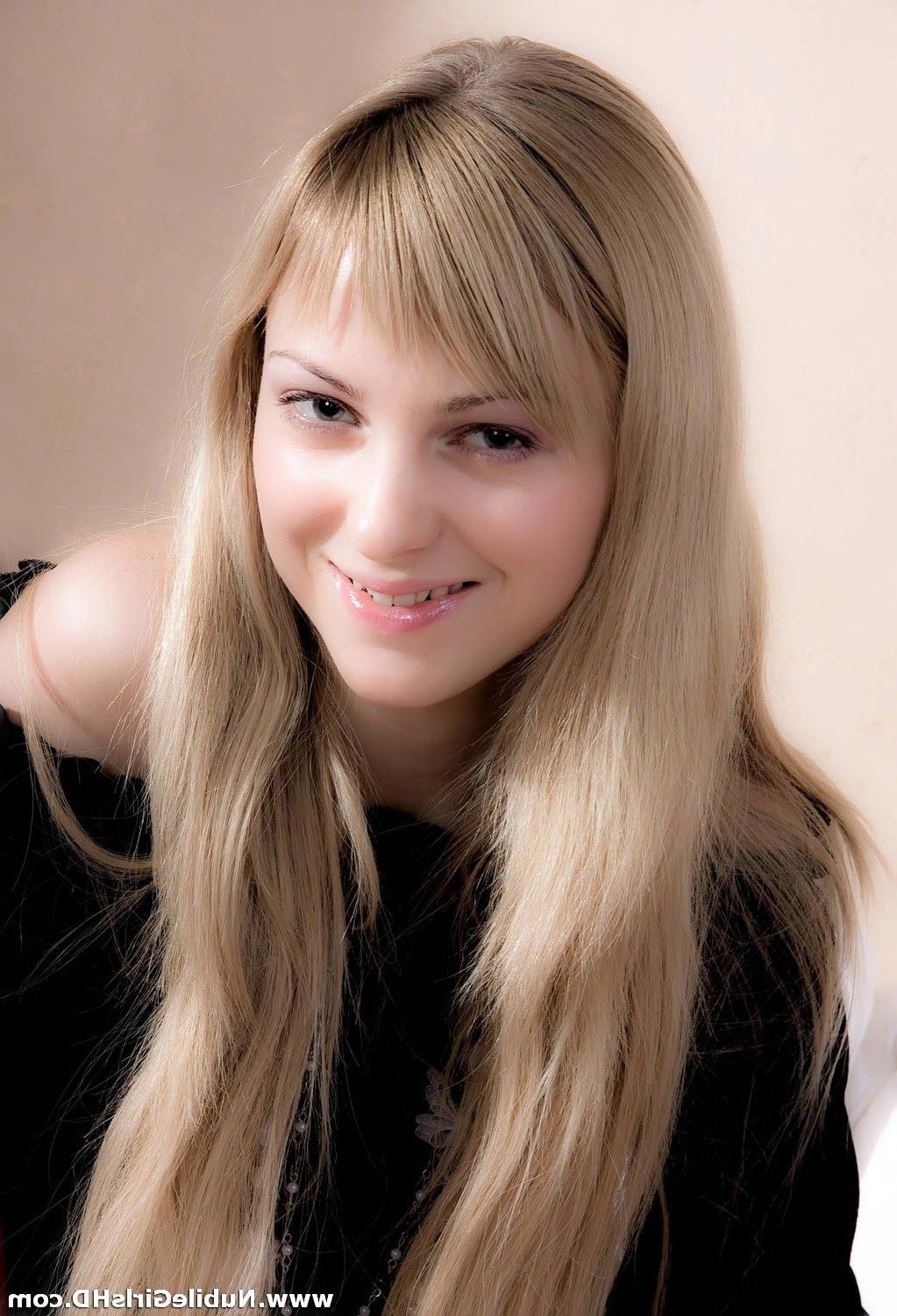 15P tender blond teen Lolita stroking and toying her wet inner spots