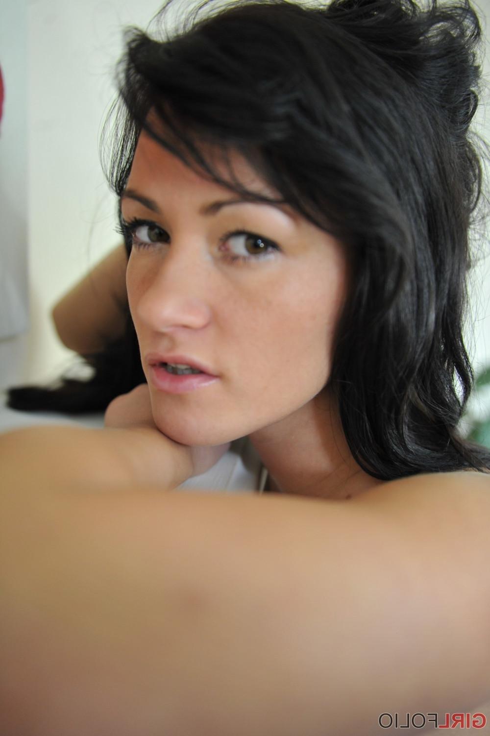 12P What is a girl to do when left on her own with noone watching