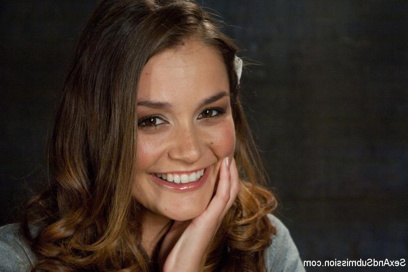15P Allie Haze is as cute as a button and enjoys BDSM but doesn't like to obey. She 