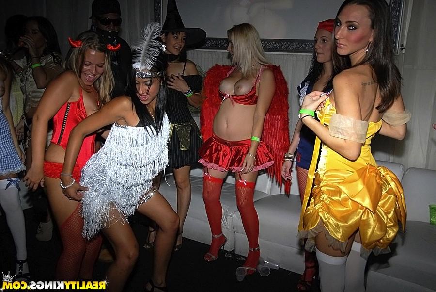 9P Check out these amazing teens fucked inside a club holloween party real amateur 