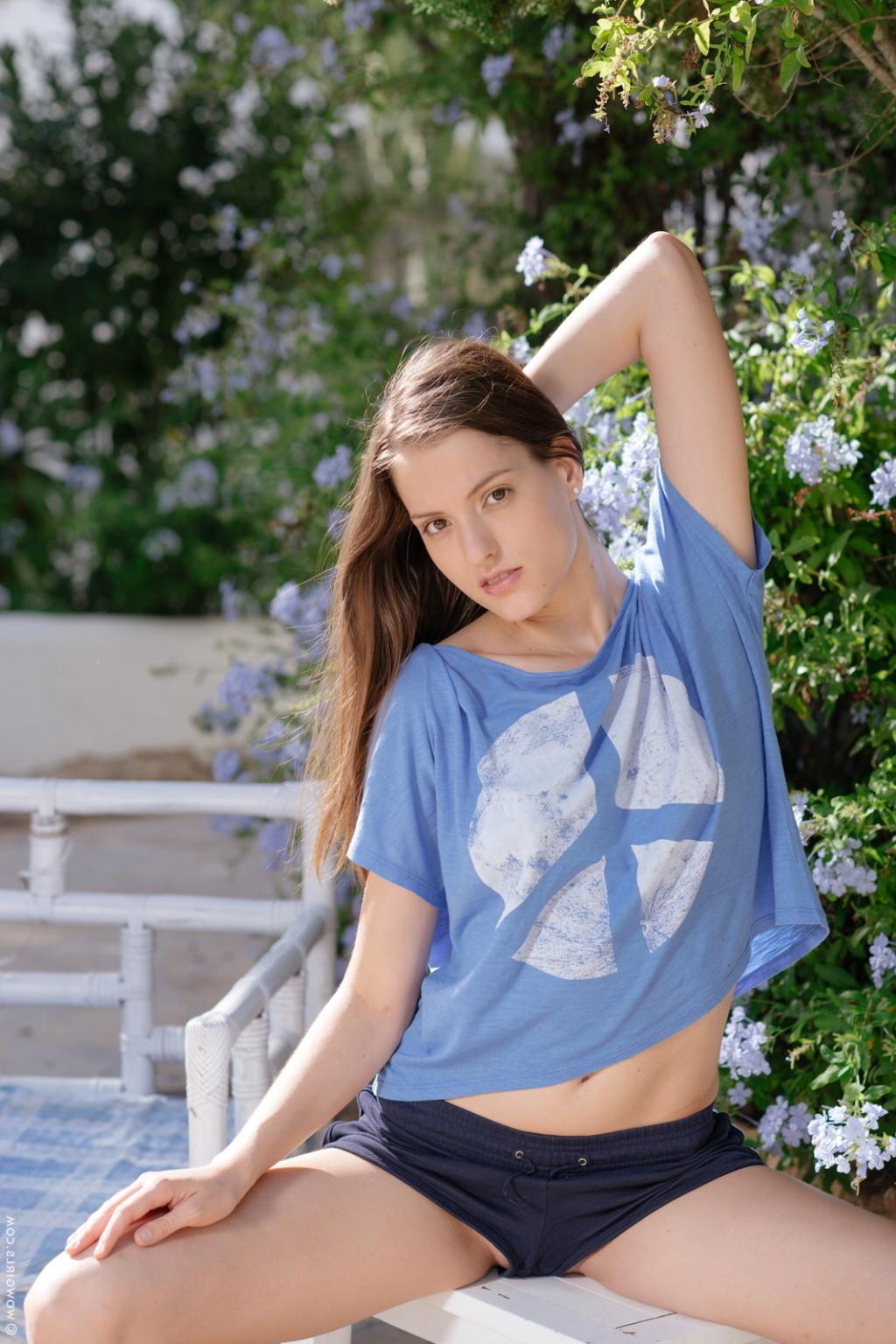 15P Young pornstar Silvie Luca posing and masturbating