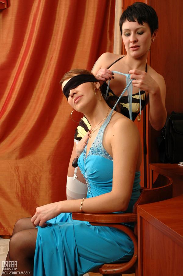 13P Blindfold babe almost getting off from skilful hands of experienced milf