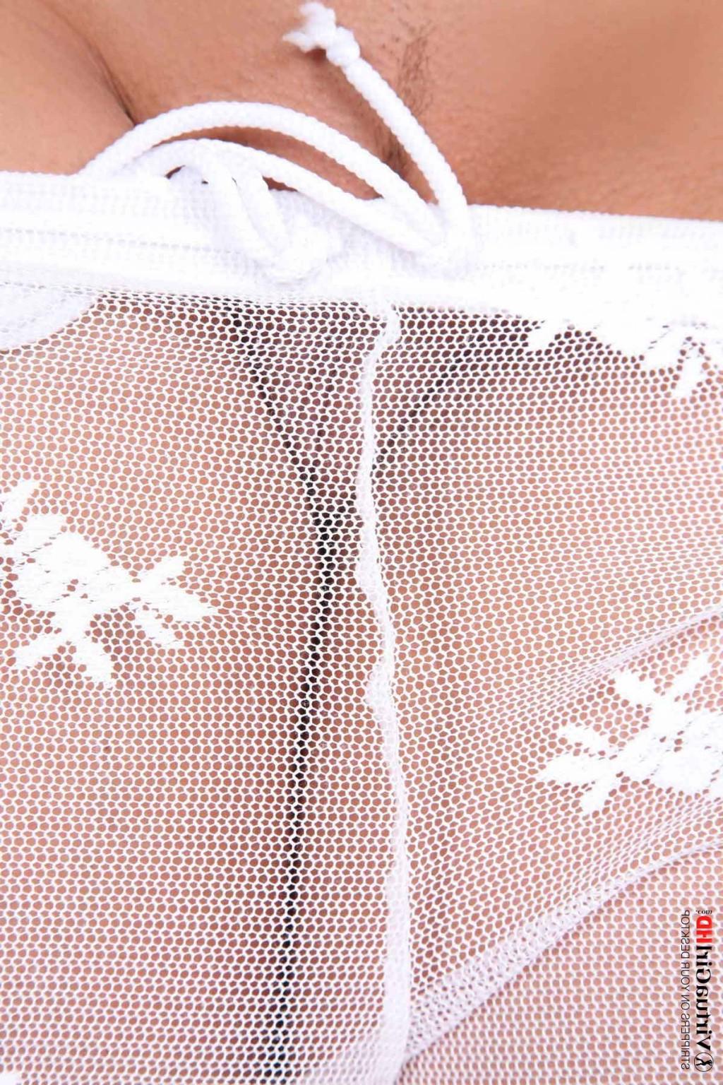 15P Stop watching pictures and get Cindy Dollar stripping on your desktop