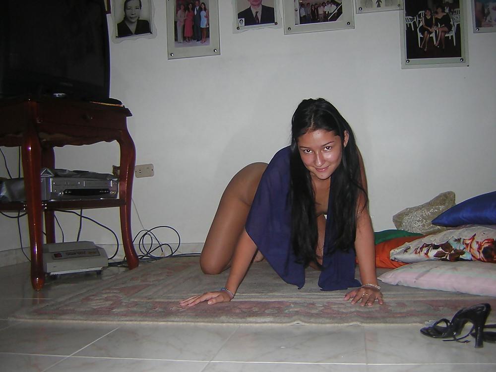 25P HOT LATINA