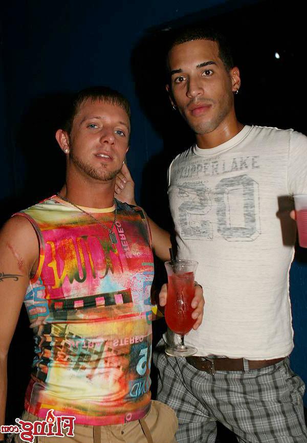 12P Check out these horny gay boys at the club looking to suck on some meat