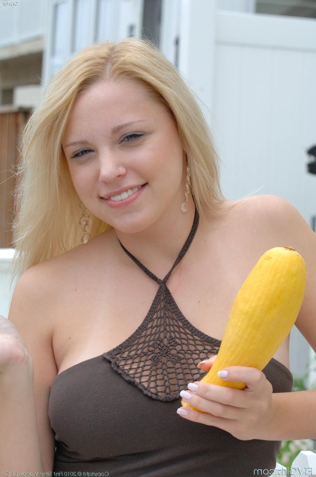 8P Crystal plays with her veggies