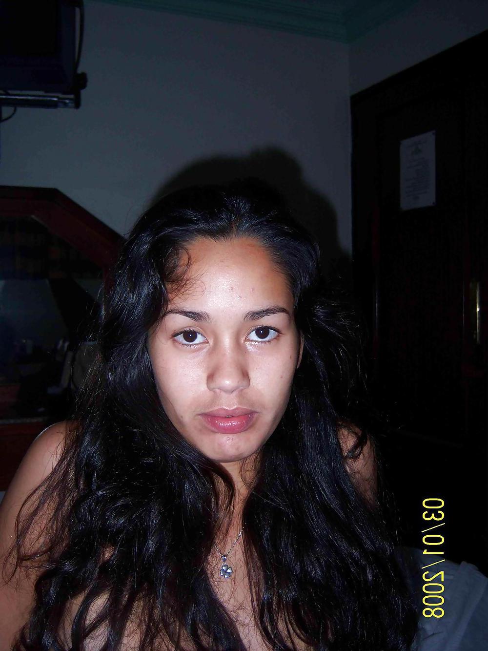 25P Amateurs delights 6 - Latin hottie