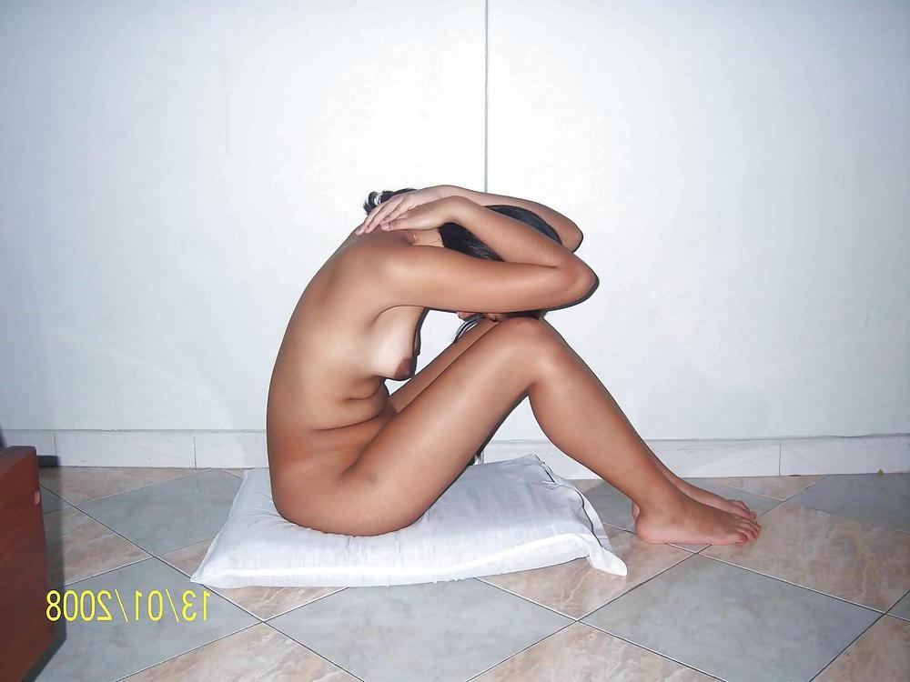25P Amateurs delights 6 - Latin hottie