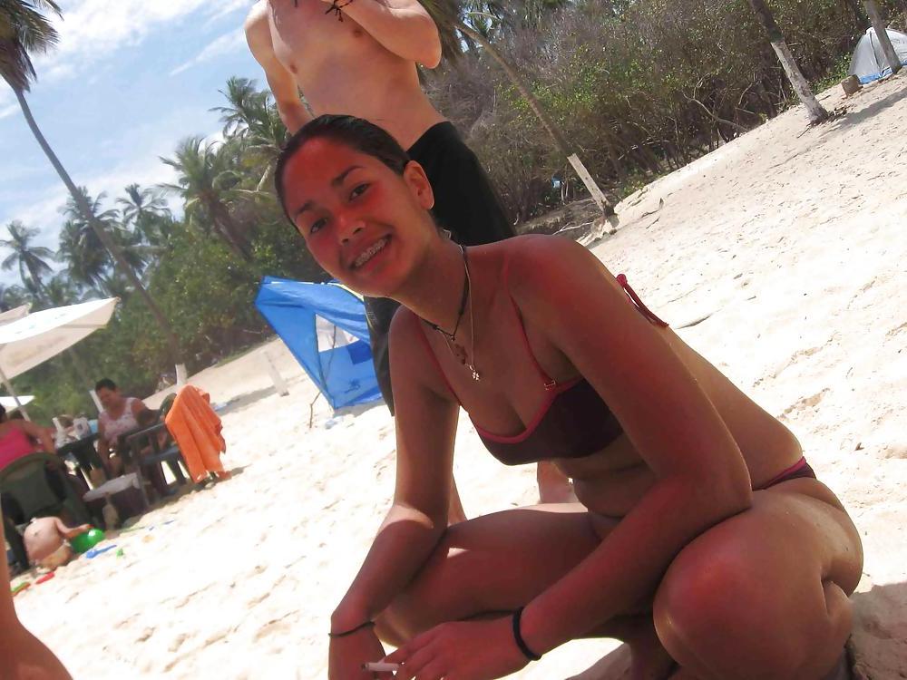 25P Amateurs delights 6 - Latin hottie
