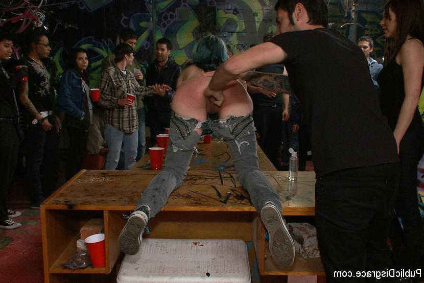15P Krysta entertains the crowd with intense BDSM fucking a stranger