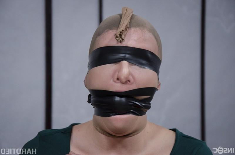 14P Kel Bowie is a brand new face to the BDSM scene and she has decided to introduce