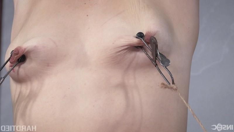 14P Kel Bowie is a brand new face to the BDSM scene and she has decided to introduce