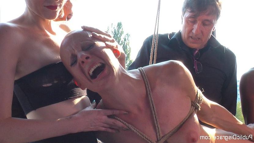 20P Jolyne Joy and Made Kate kinky berlin girls public bdsm humiliat