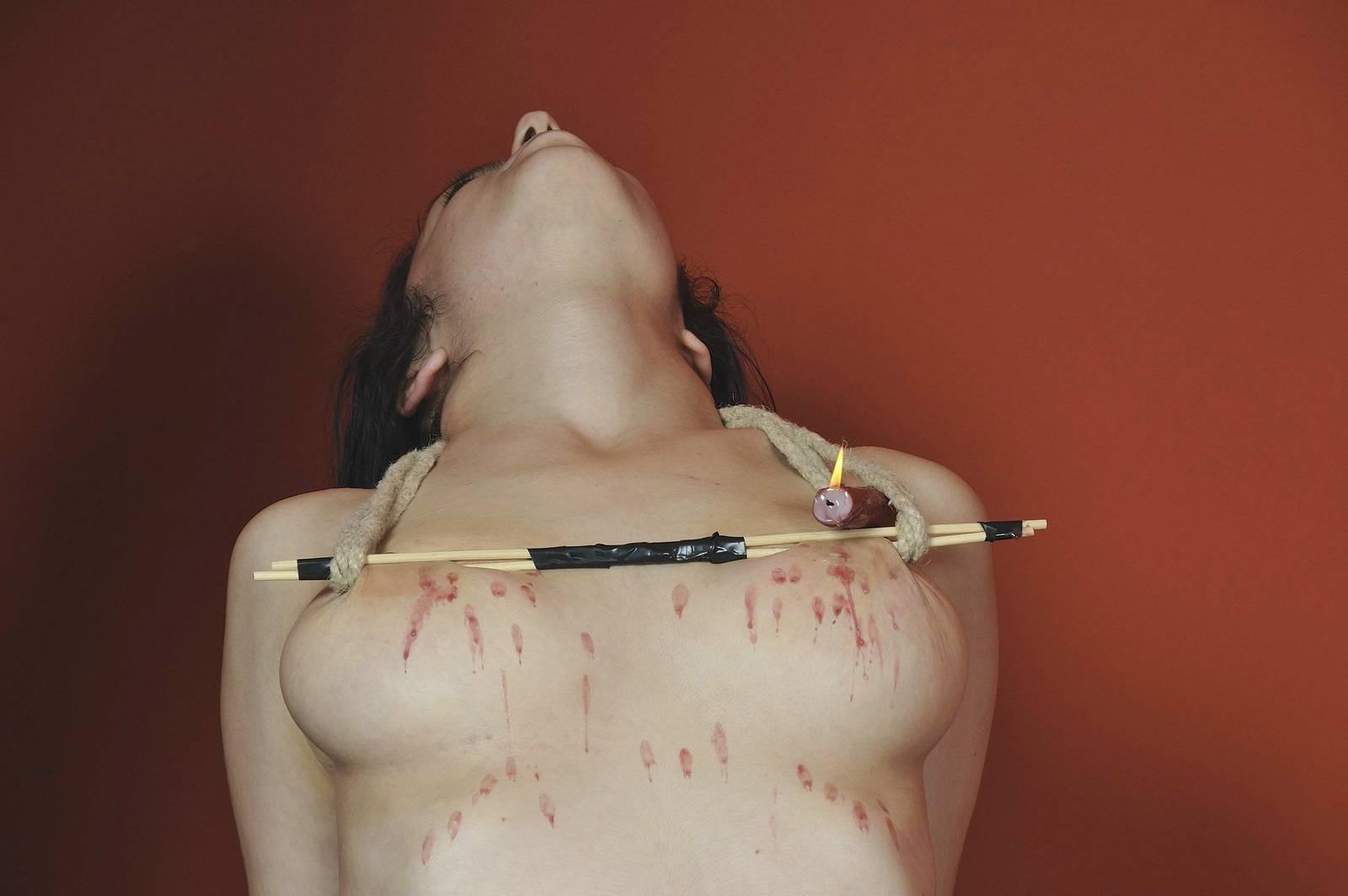 15P BDSM candle wax play of submissive masochist Beauvoir