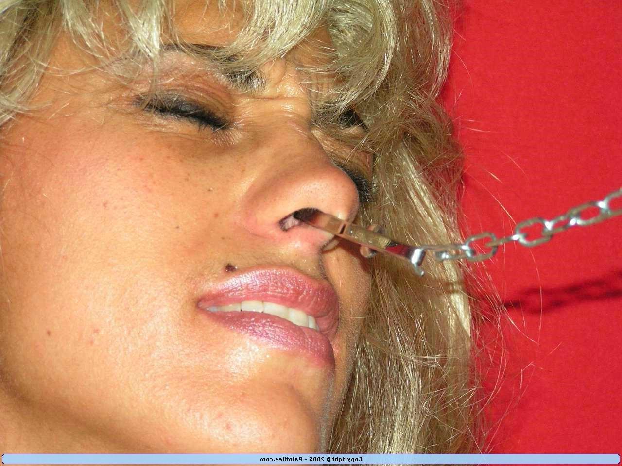 11P Amateur BDSM of exotic slave 