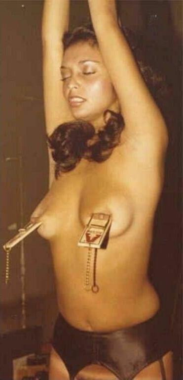16P Classic BDSM magazine slave girls in tit torture and bondage