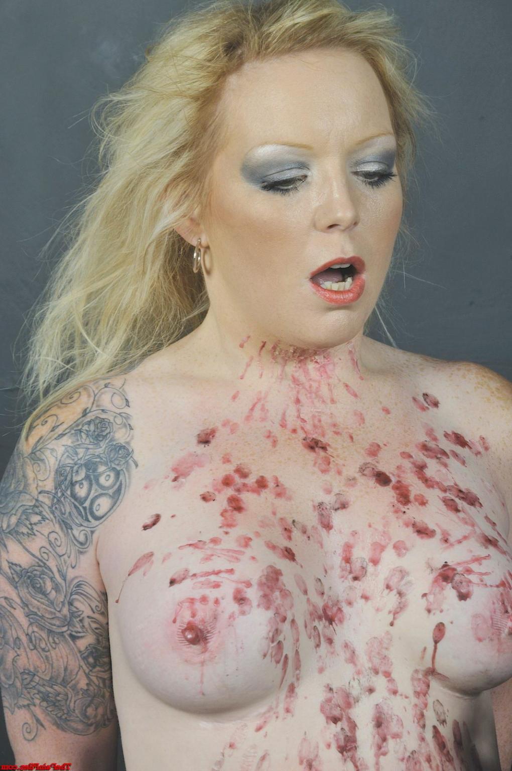 16P Slave girls in amateur bdsm and nipple clamped tit torture