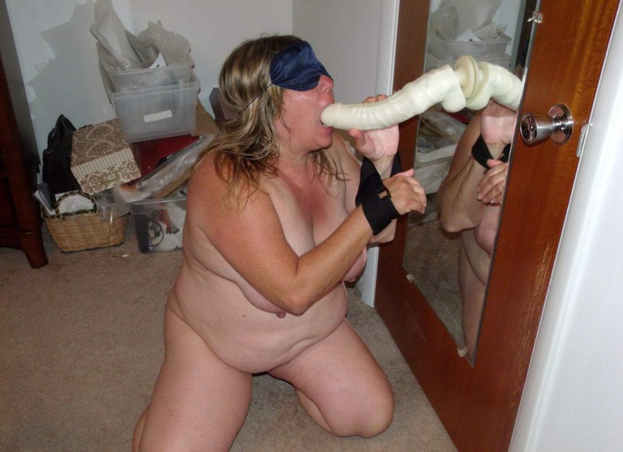 15P Mature BDSM action