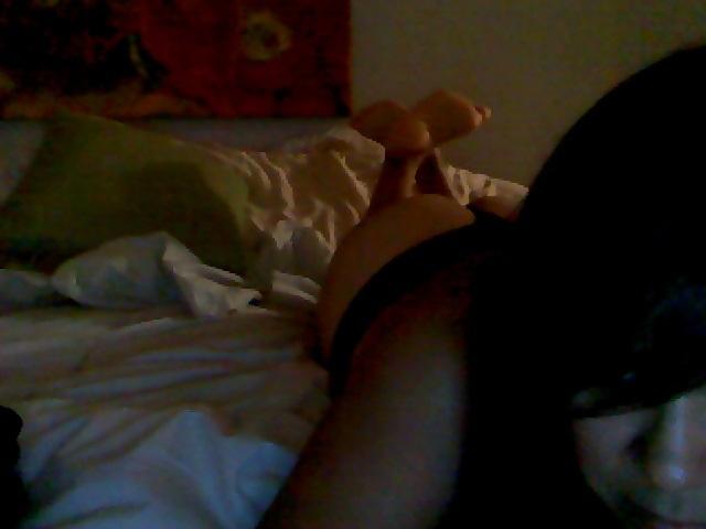 11P Latina MILF