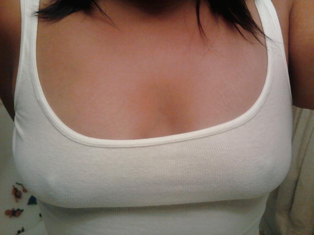11P Latina MILF