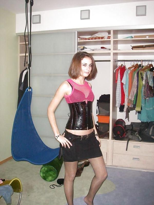 25P Hotlegs-latex and leather skirt amateurs1