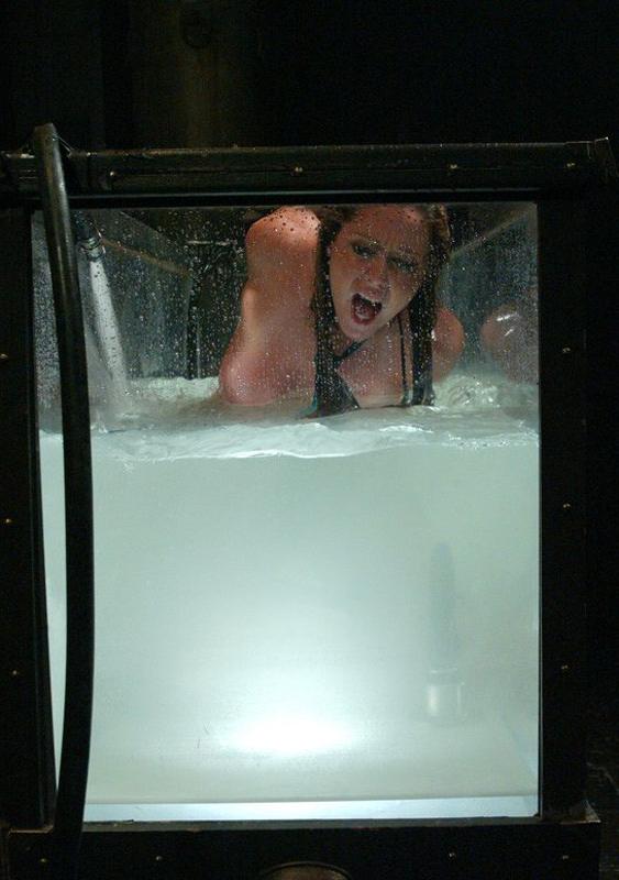 16P Busty Bondage Milf Queen Insane Bdsm Water Bondage Extreme Fetish