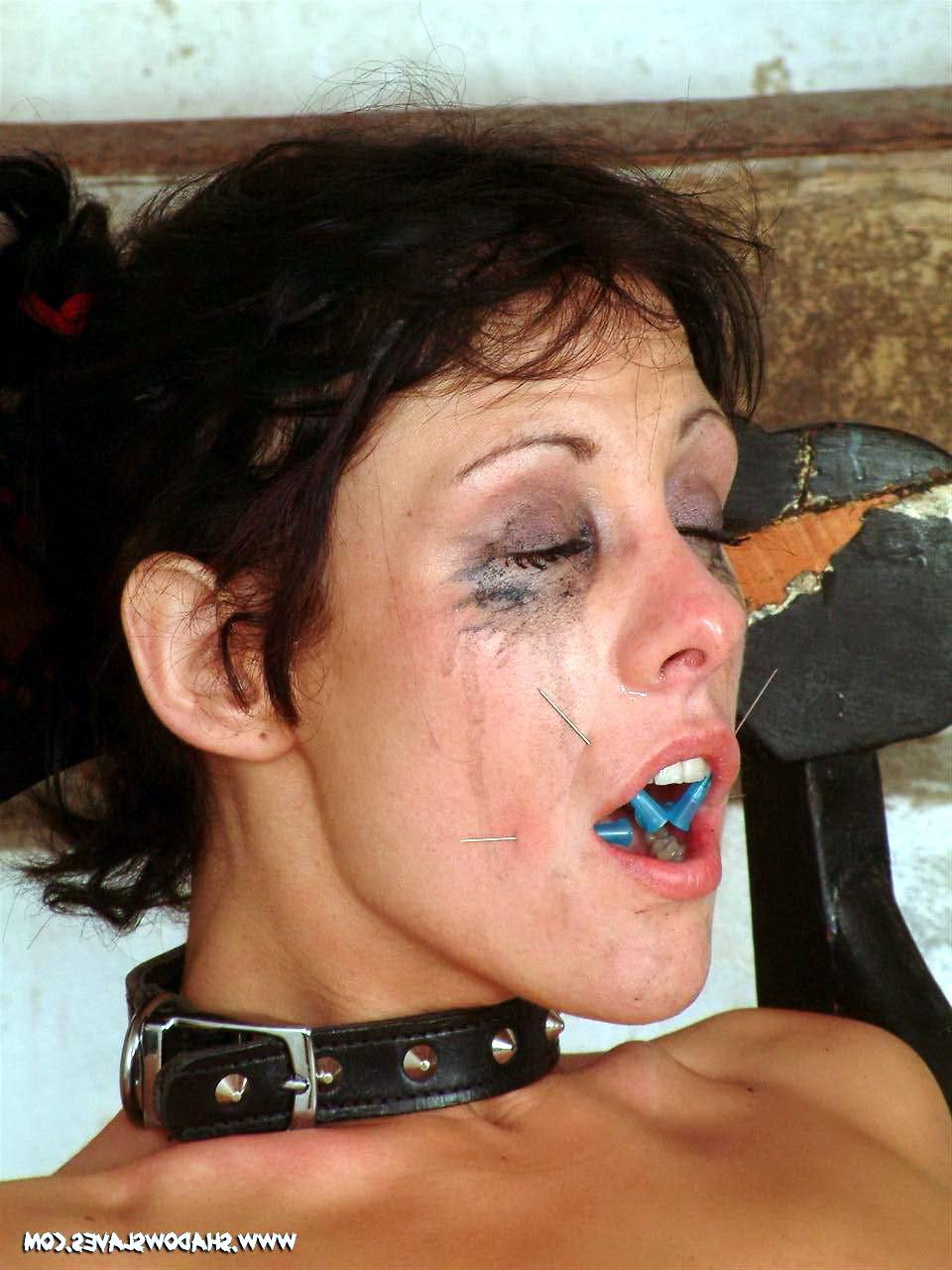 16P Facial needle torture and piercing punishment of extreme bdsm slavegirl Crystel 