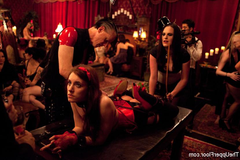 15P Kinky bdsm orgy pics