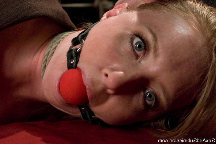 15P Cute college girl in BDSM hardcore sex