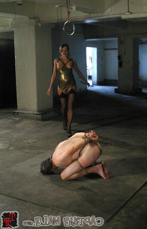 16P Gorgeous femdom torturing and whipping a pathetic male slave