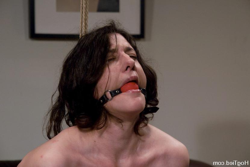 15P Sweet kitty Karin Sin severe tested to be BDSM slave