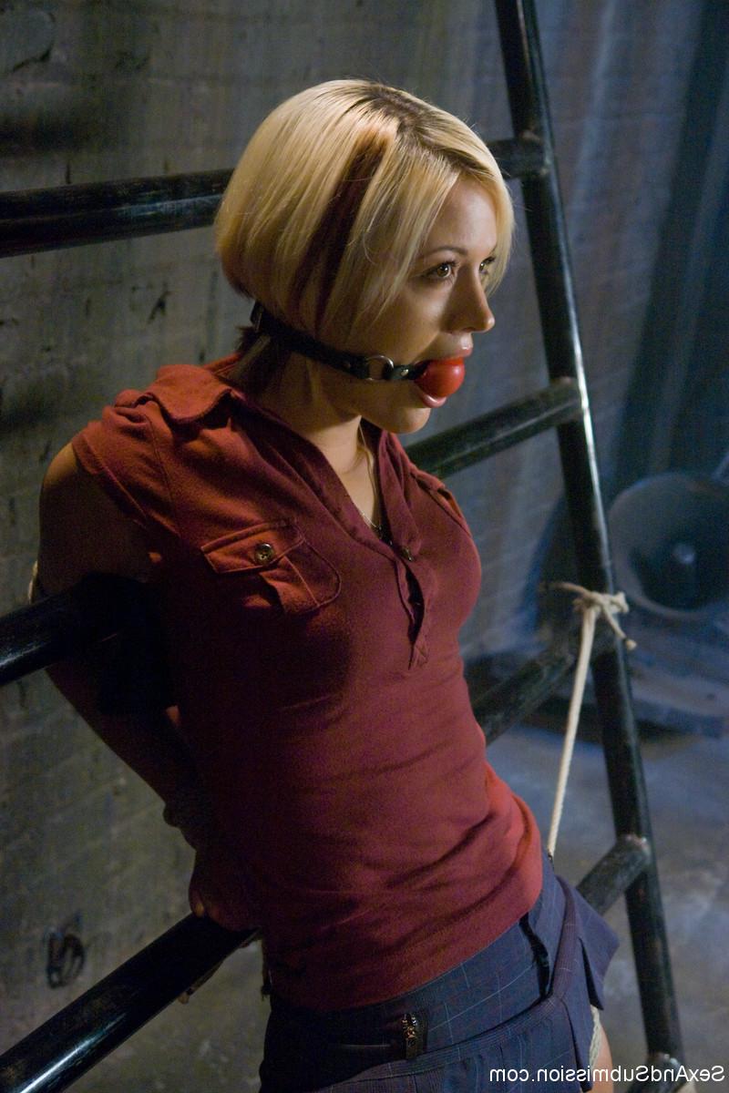 24P Bdsm, domination and hardcore sex!