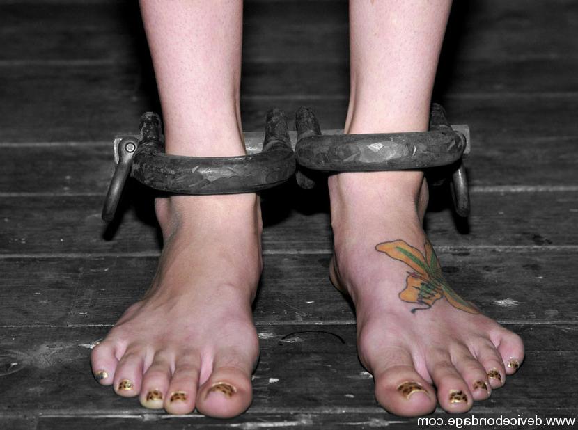 15P Kayden Faye put through routine of tough BDSM sex