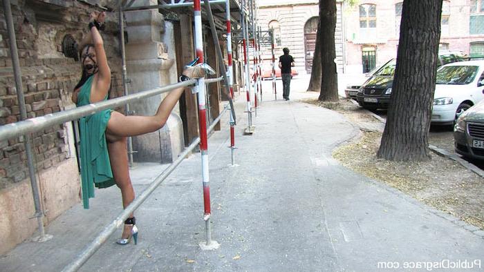 15P BDSM slave Lea Lexis led around like a dog in public