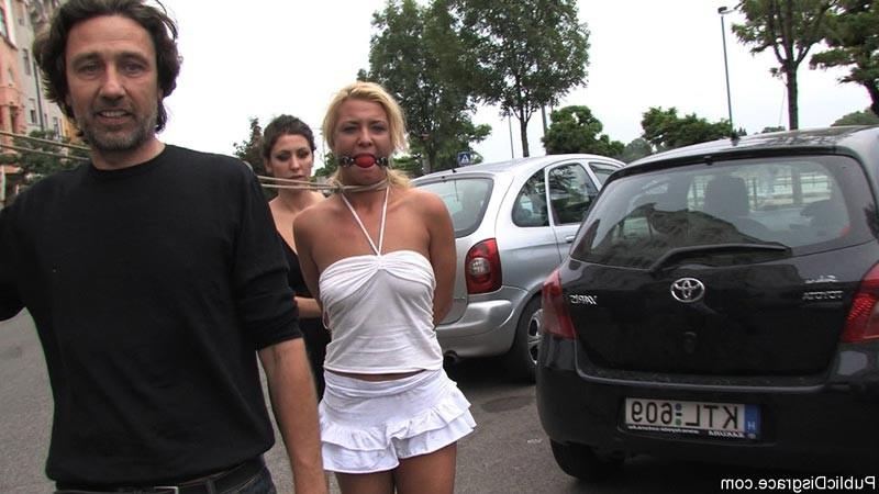 18P Public spanking with hot chick and outdoor BDSM