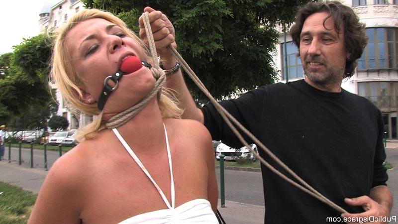 18P Public spanking with hot chick and outdoor BDSM
