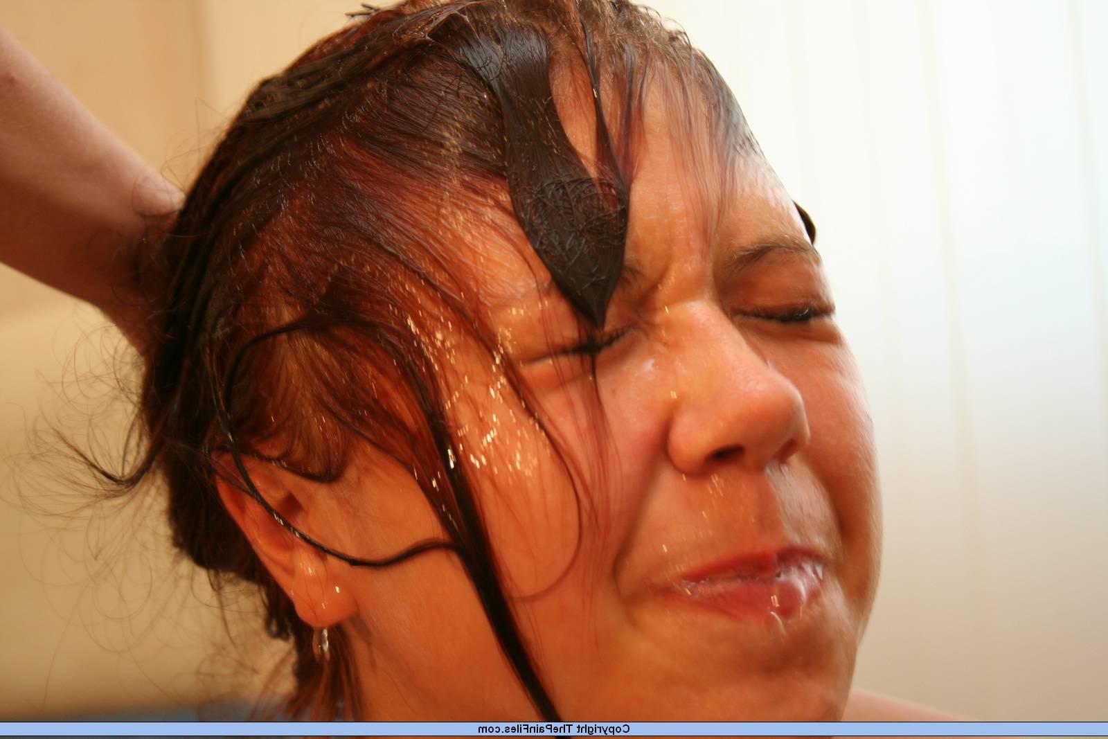 16P Torment et humiliation lesbiennes bizarres femdom