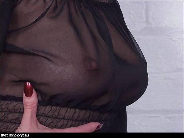 16P BDSM Mistress posing with strap-on