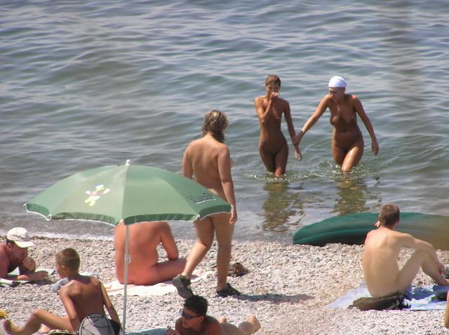 15P Warning -  real unbelievable nudist photos and videos