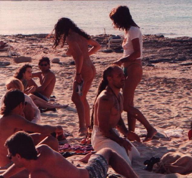 15P Warning -  real unbelievable nudist photos and videos