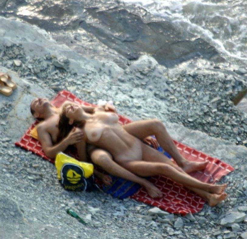 13P Warning -  real unbelievable nudist photos and videos