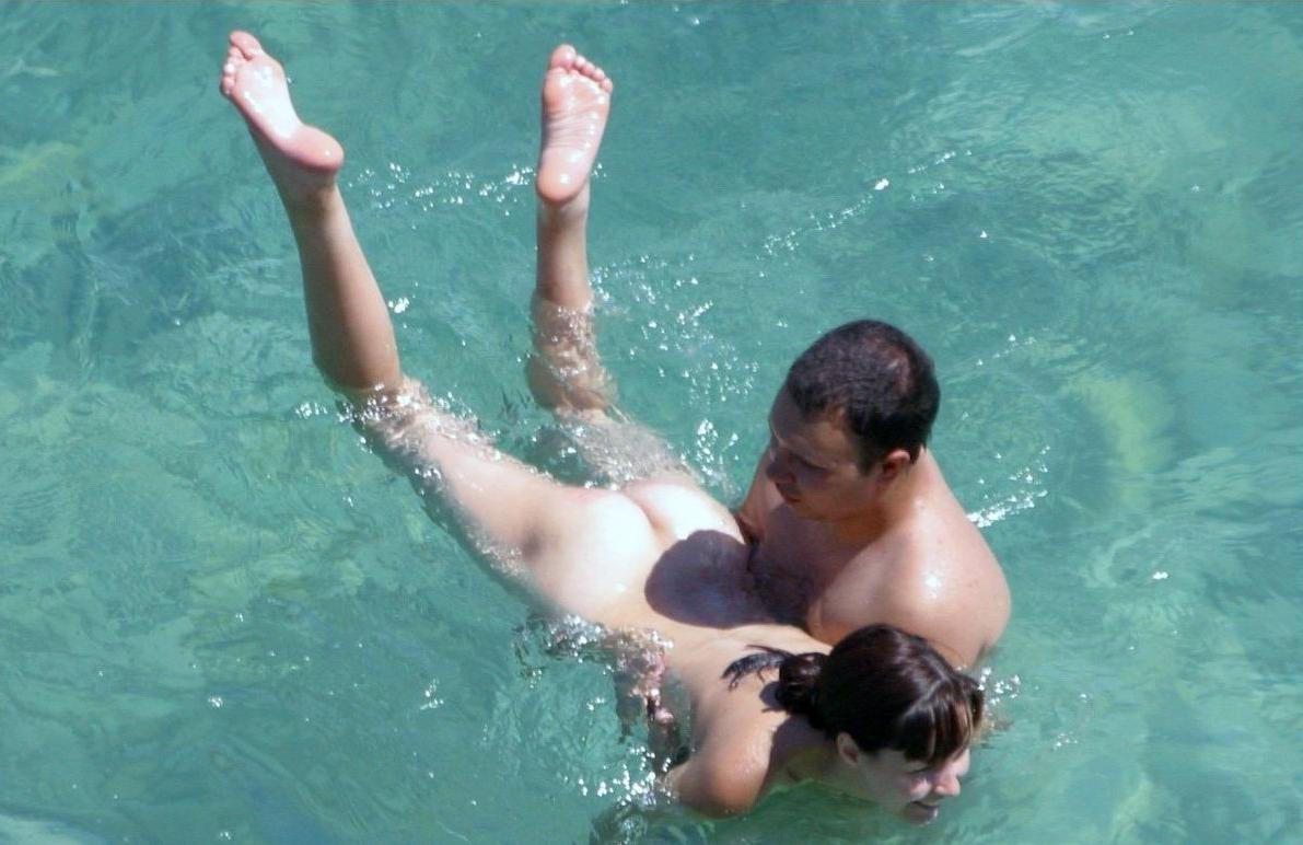 15P Warning -  real unbelievable nudist photos and videos