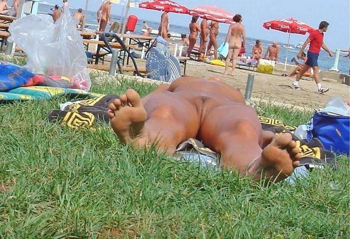 15P Warning -  real unbelievable nudist photos and videos