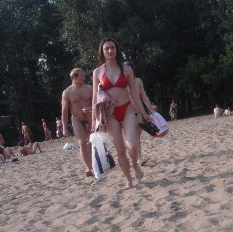 15P Warning -  real unbelievable nudist photos and videos