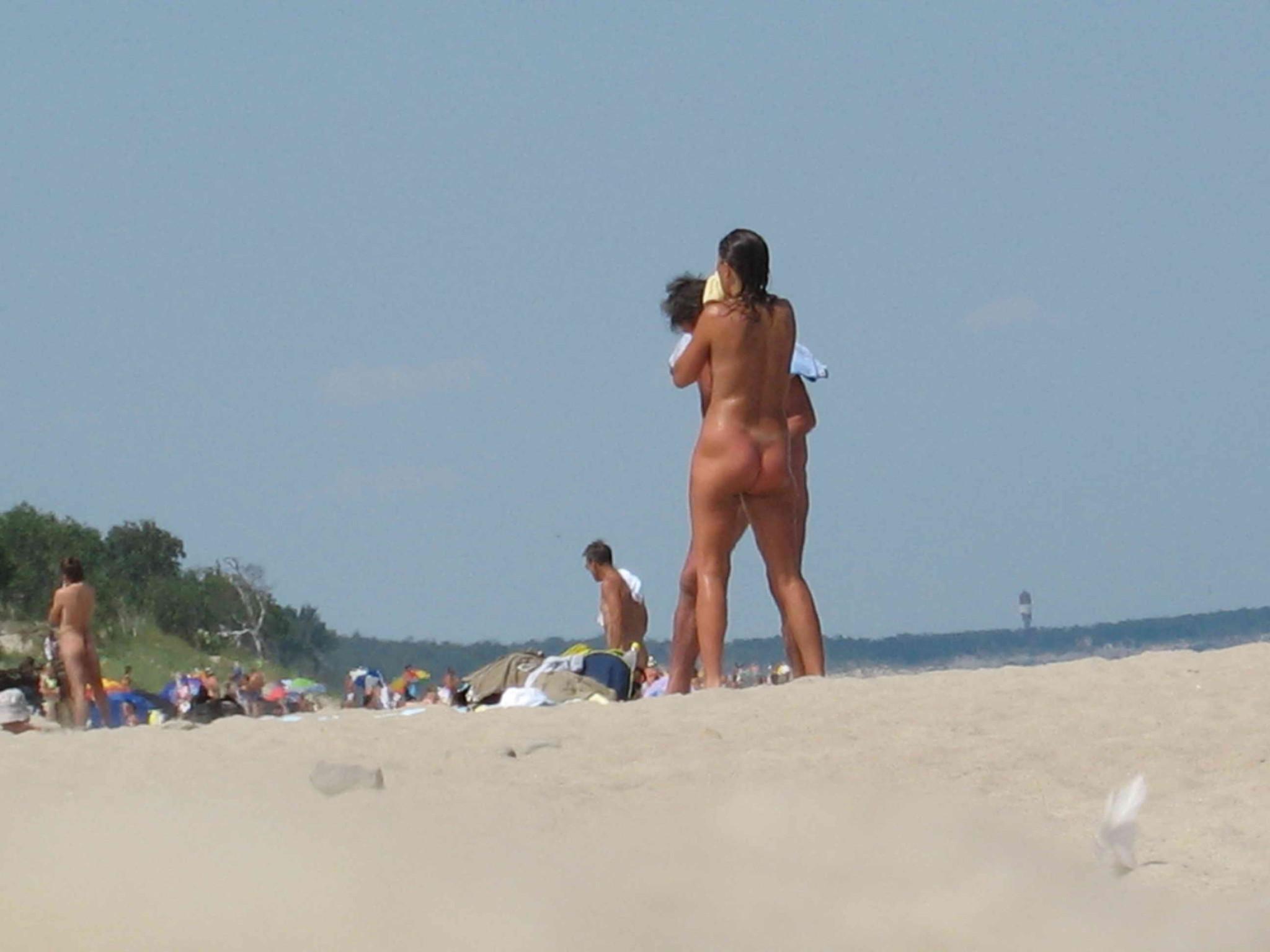 15P Warning -  real unbelievable nudist photos and videos