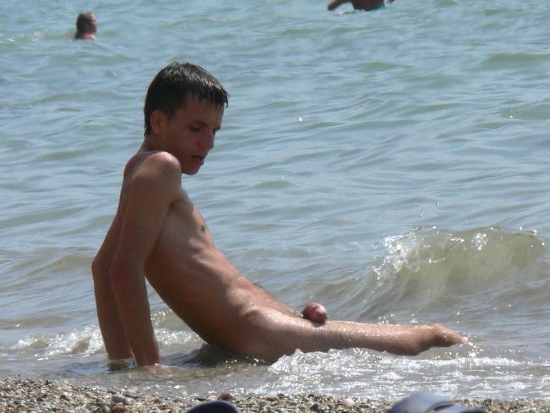 15P Warning -  real unbelievable nudist photos and videos