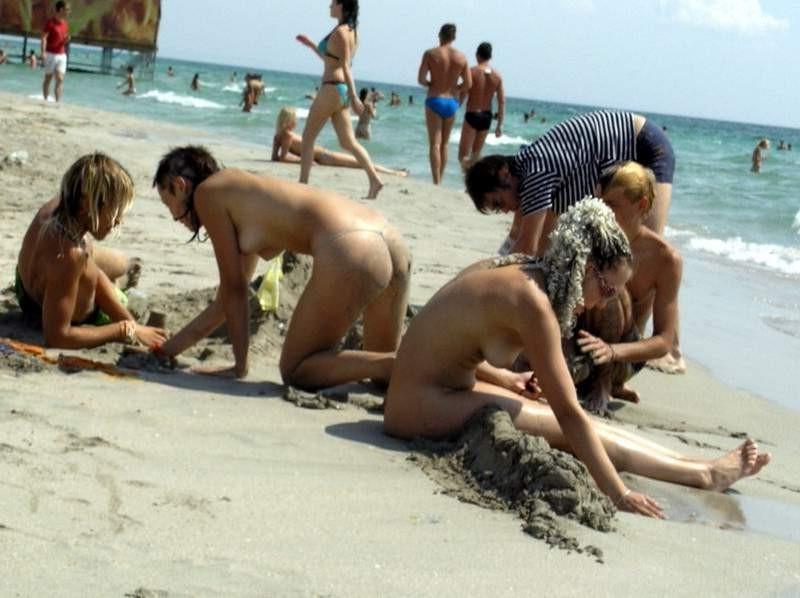 15P Warning -  real unbelievable nudist photos and videos