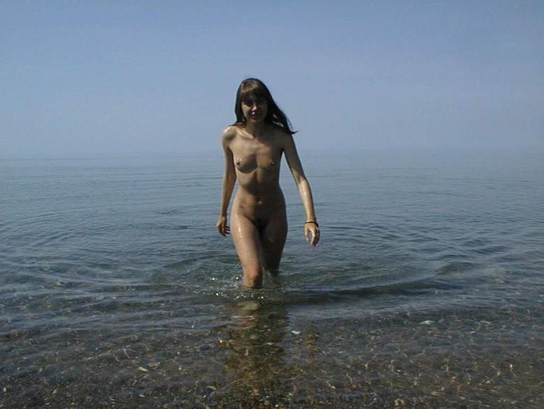 15P Warning -  real unbelievable nudist photos and videos